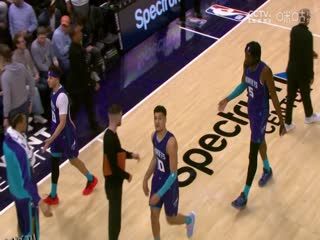 NBA常规赛 尼克斯VS黄蜂 20250321 海报