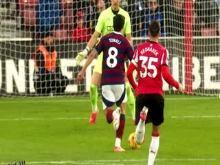 英超联赛 诺丁汉森林VS布莱顿 20250201 高清海报