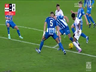 西甲 阿拉维斯vs皇家马德里 20231221 海报