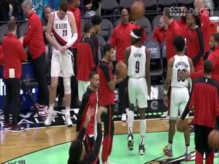 NBA常规赛 开拓者VS黄蜂 20250125 高清海报