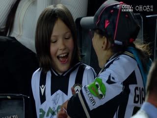 意甲联赛 乌迪内斯VS佛罗伦萨 20250526 海报