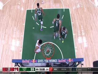 NBA常规赛 开拓者VS雄鹿 20231127 海报