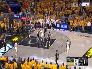 NBA季后赛 雄鹿VS步行者 20250430 海报