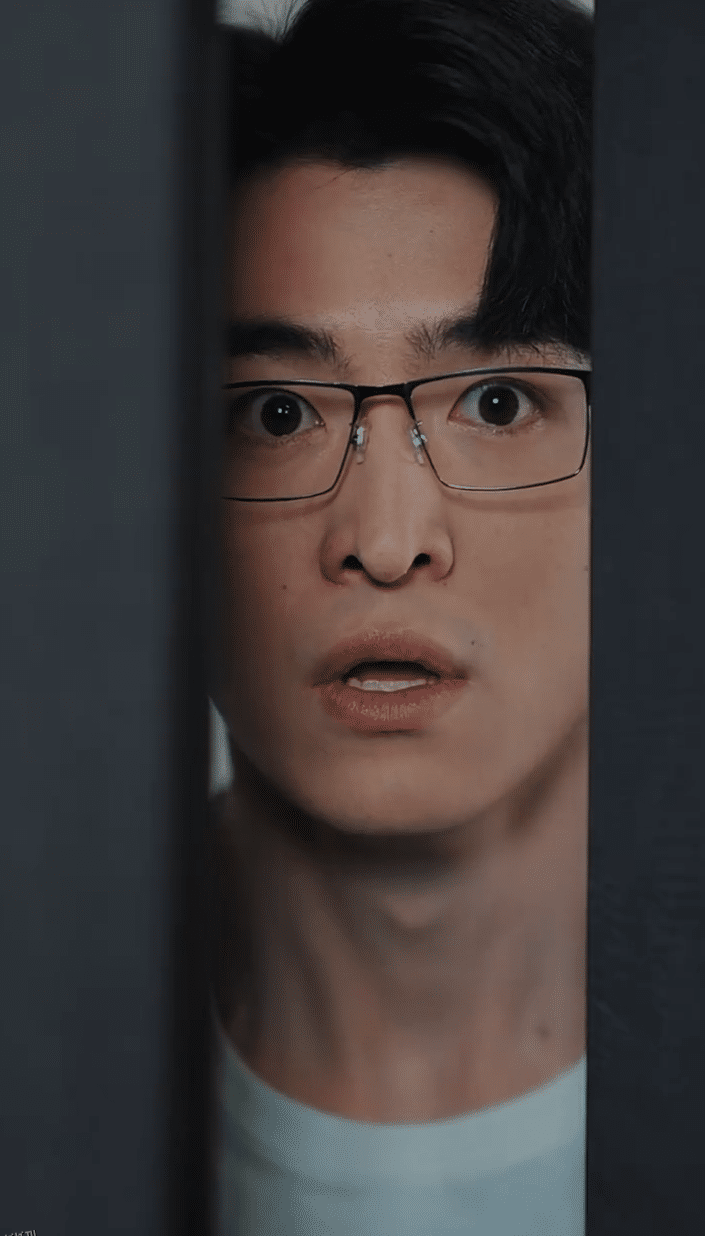 再无花好月圆日 海报