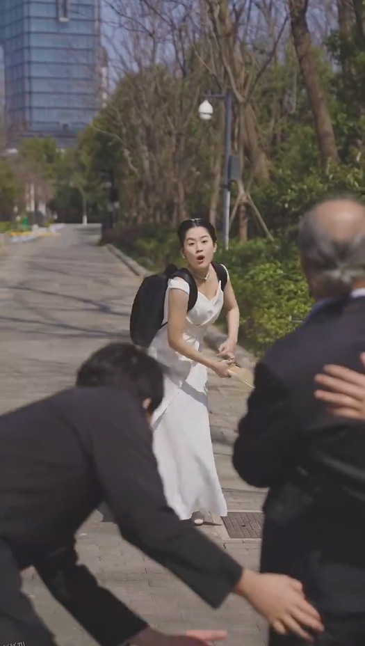 纪总看清楚我是你保镖 海报