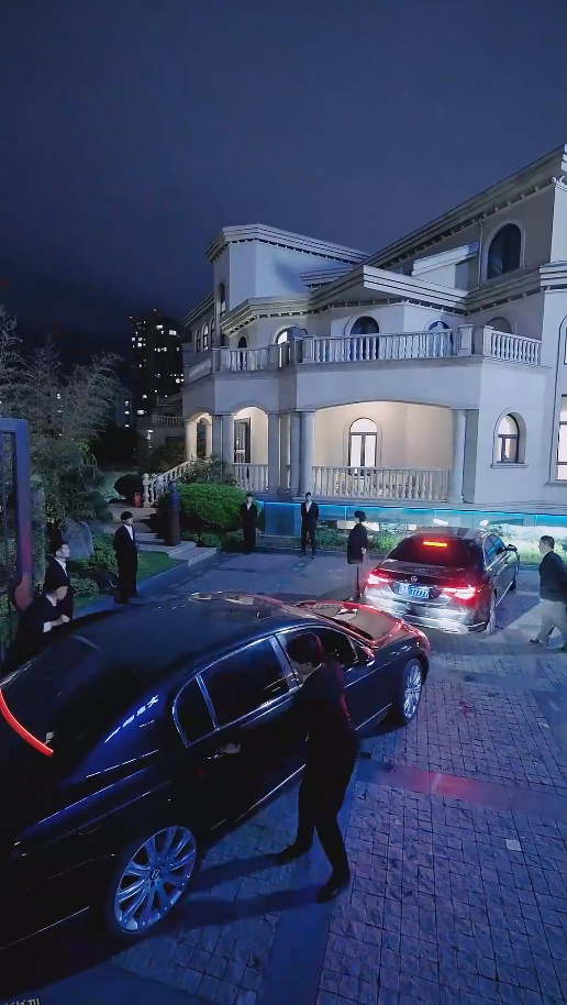 我们到此为止 海报