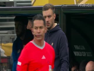 世俱杯小组赛 帕尔梅拉斯VS波尔图 20250616 海报