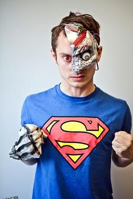 超人之死与归来 海报