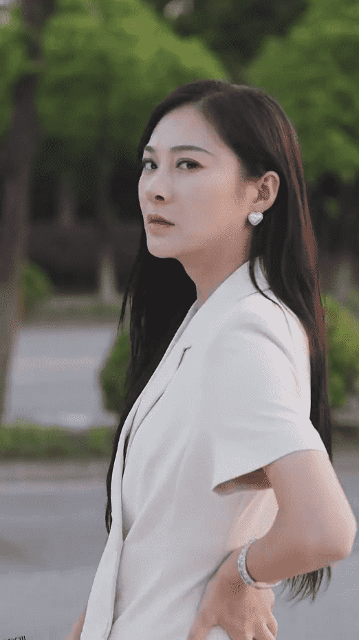 丈夫的秘密 短剧版 海报