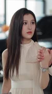 觉醒当天打脸自以为是的高冷女神 海报