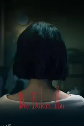 她不是我妈妈 海报