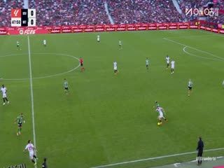 西甲联赛 塞维利亚VS皇家贝蒂斯 20251130 海报