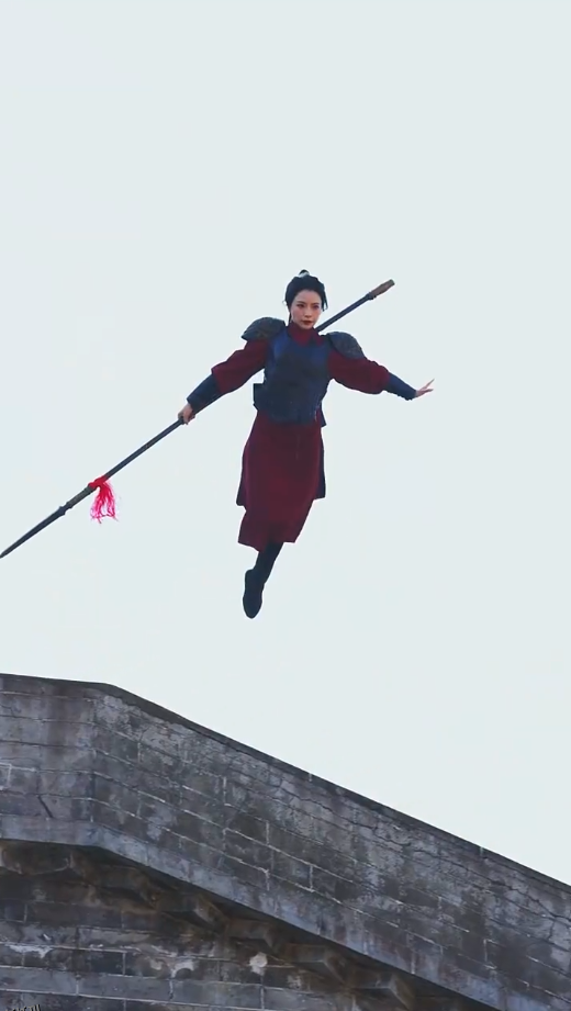 女帝要选妃我誓不做男宠 海报