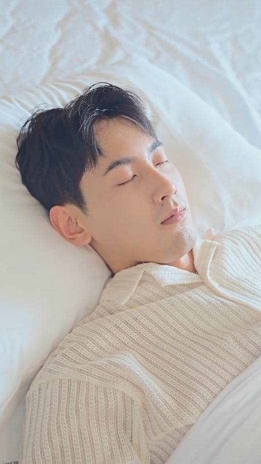 和残废霸总闪婚后 海报