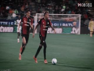 意甲联赛 科莫VS卡利亚里 20251108 海报