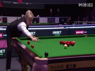 2025斯诺克英国公开赛第1轮 阿尔菲·戴维斯0-4尼尔·罗伯逊 20250922 海报